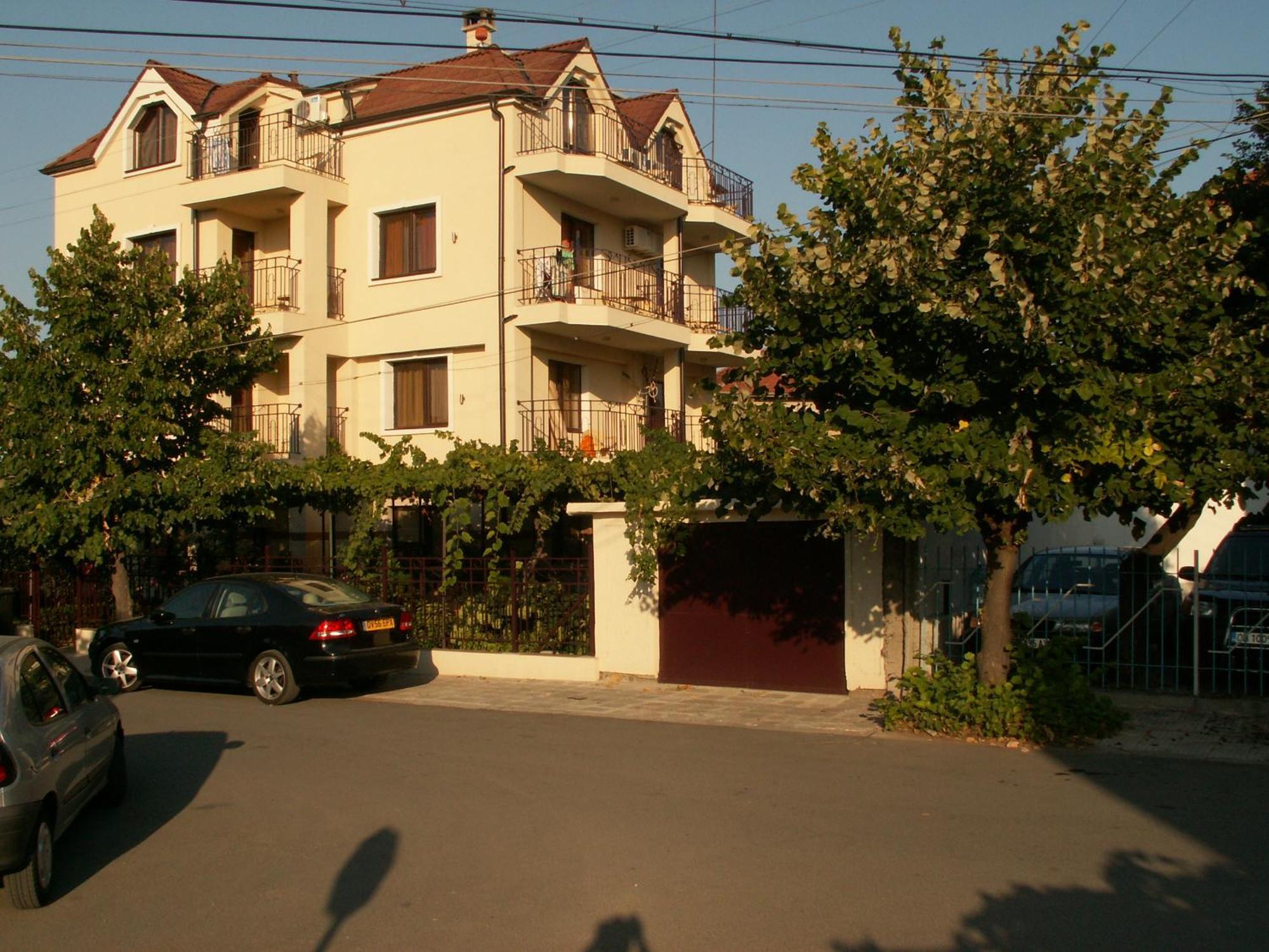 Family Hotel Bellehouse Черноморец Екстериор снимка