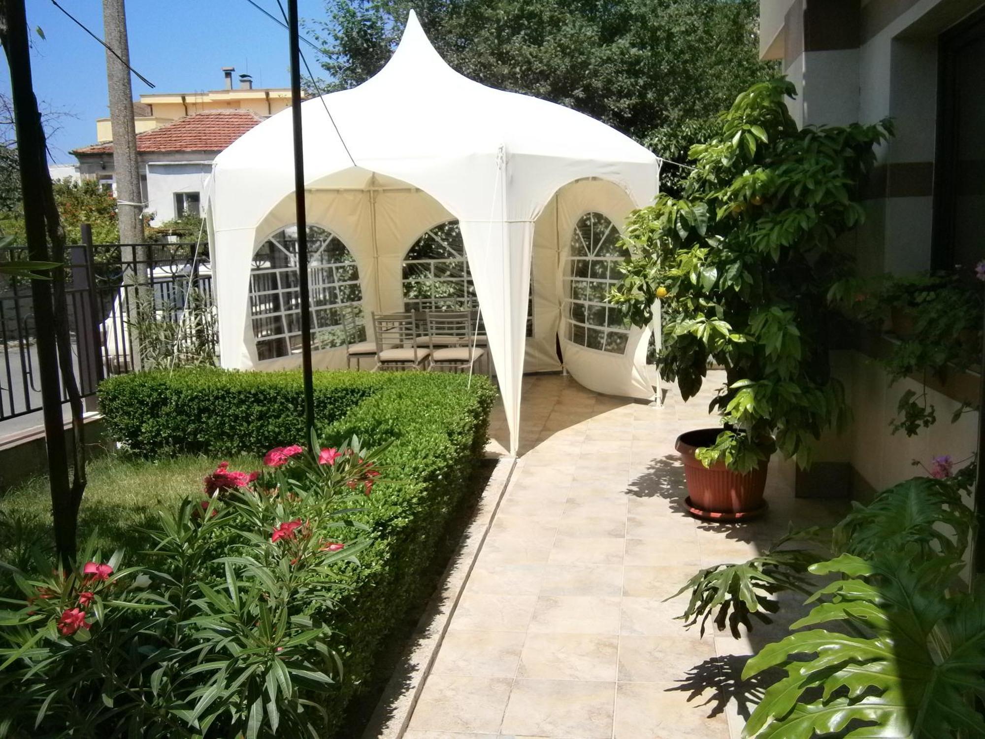 Family Hotel Bellehouse Черноморец Екстериор снимка