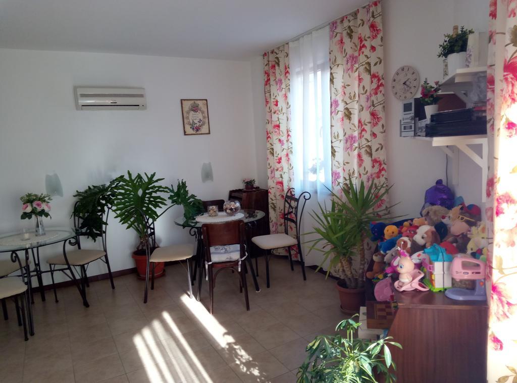 Family Hotel Bellehouse Черноморец Екстериор снимка